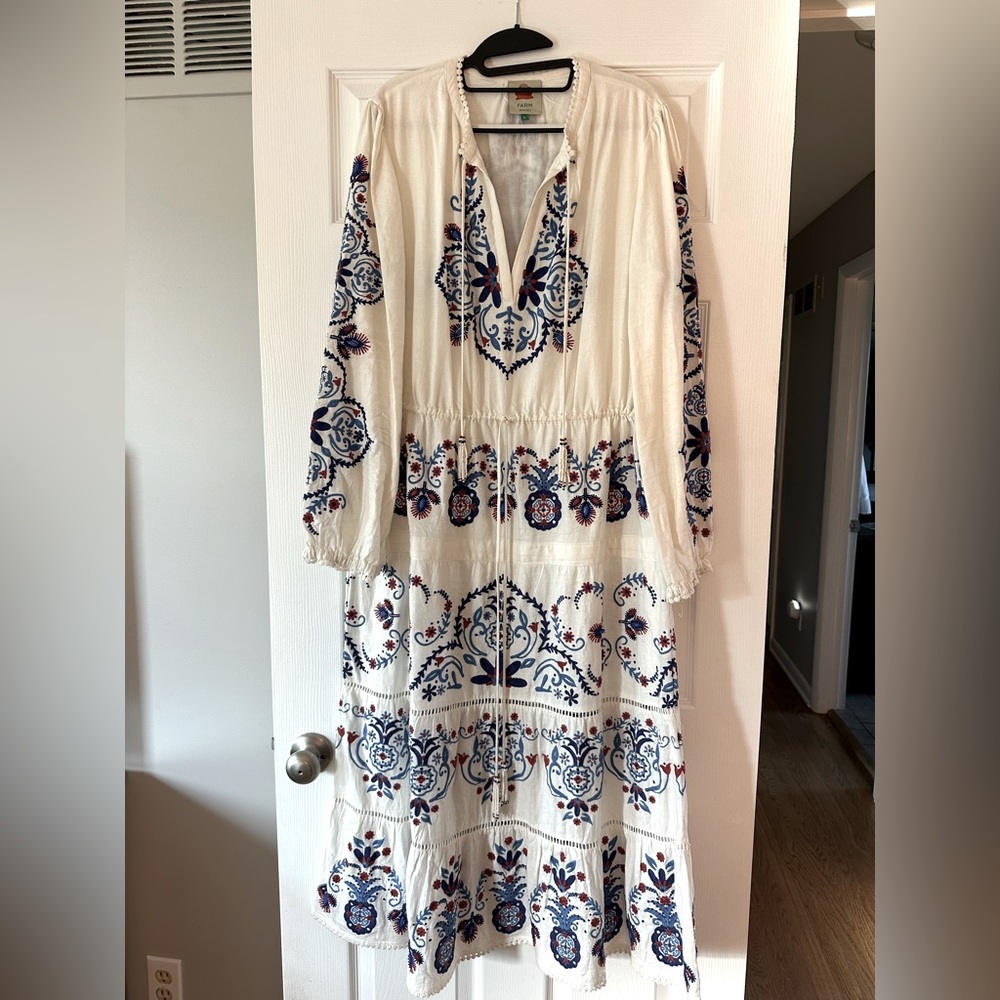 Farm Rio embroidered linen dress size large
